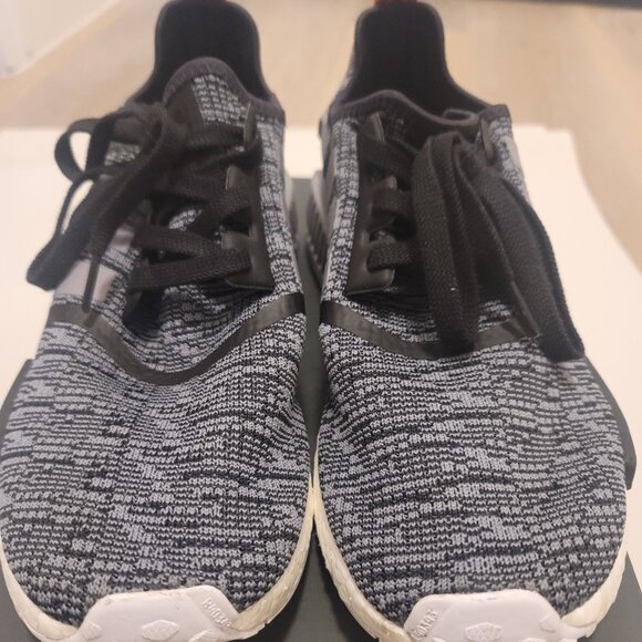 Adidas NMD R1 Glitch BB2884 Primeknit Core Black & Gray Size 11 Mens Pre-Owned - Picture 2 of 8